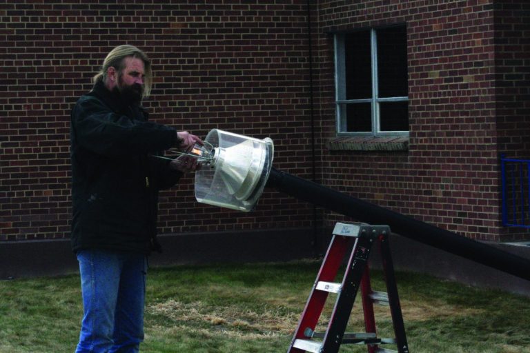 pole lights out around campus.jpg
