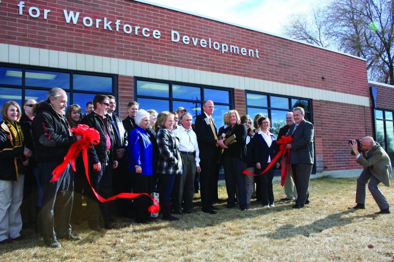 ribbon cutting 2-edit.jpg