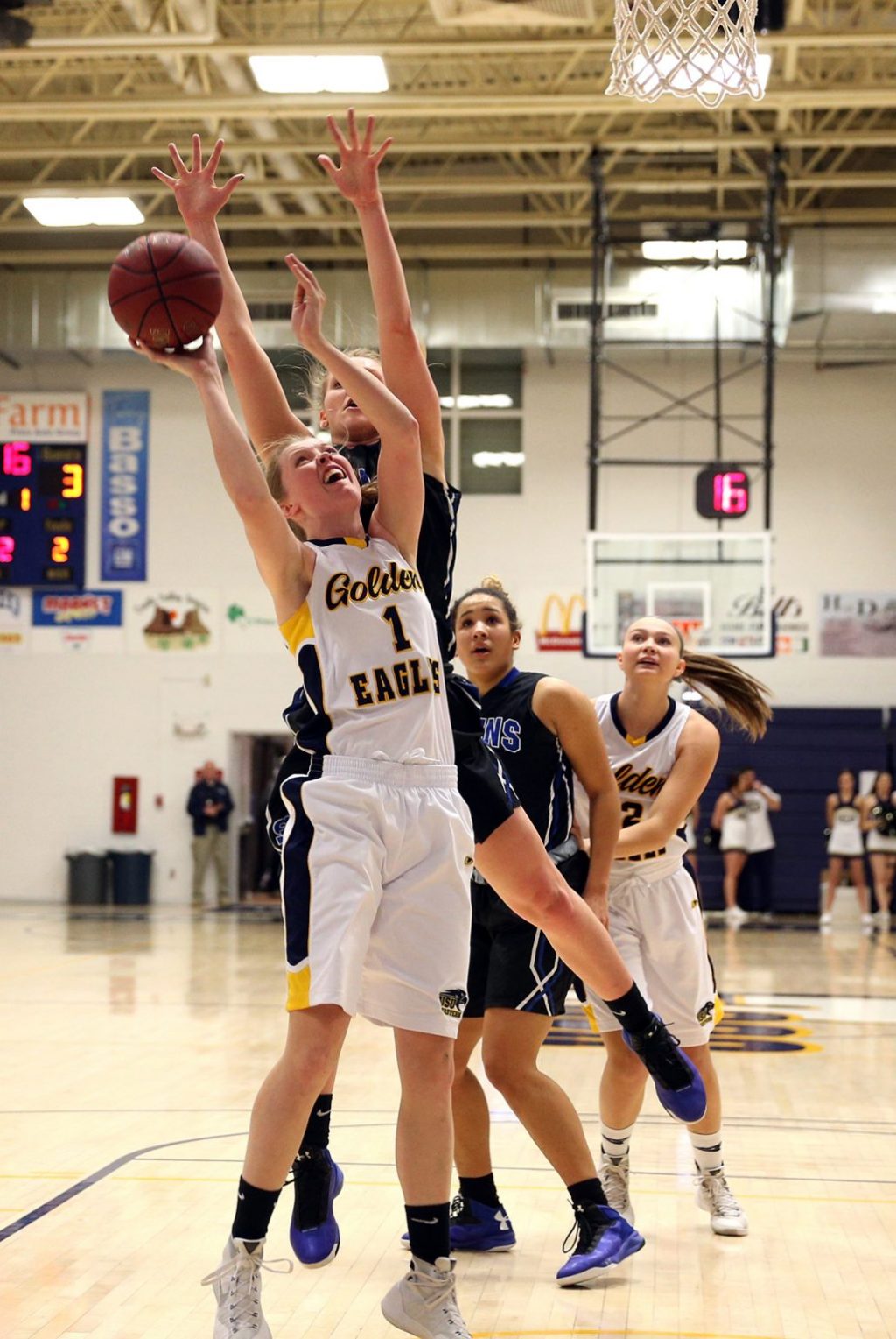 girlsbb.jpg