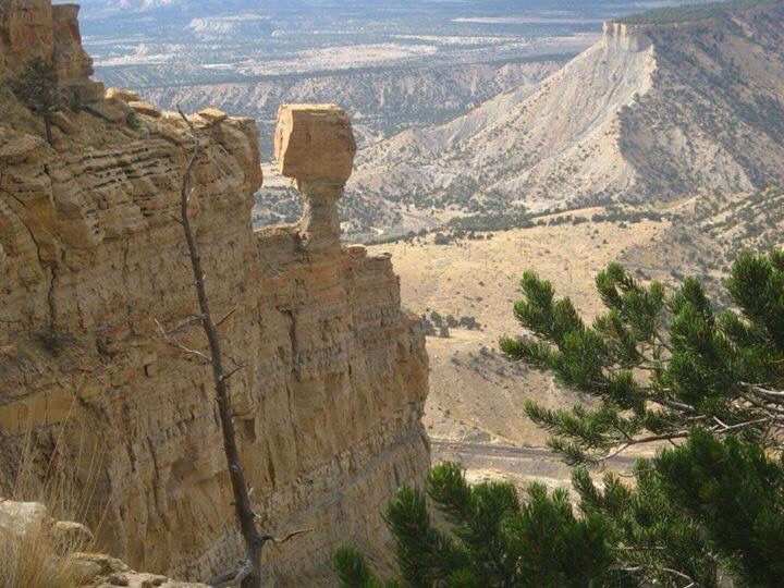 balanced_rock.jpg