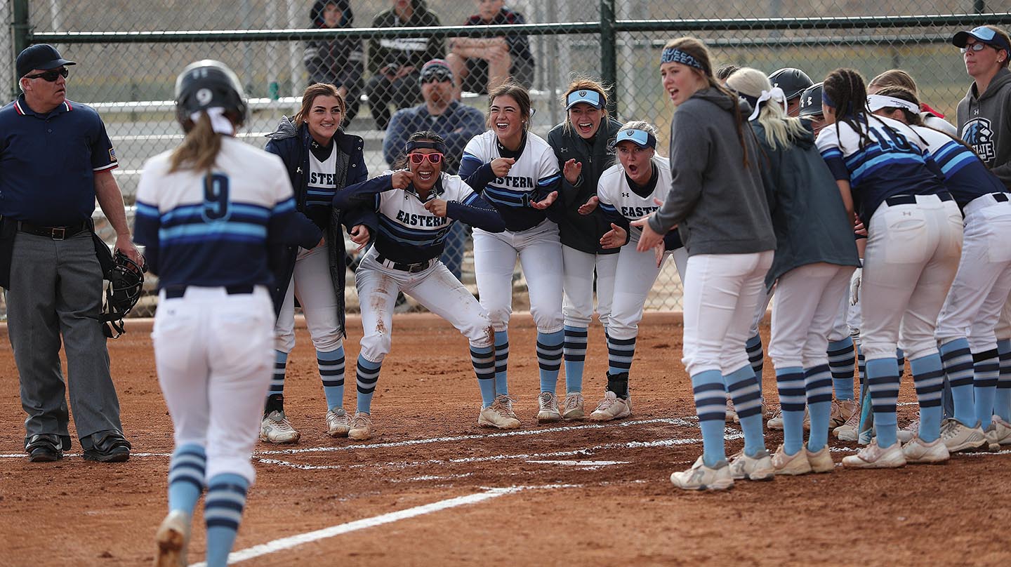 Softball Splits Series With Snow, Sweeps Cncc – Usu Eastern Eagle