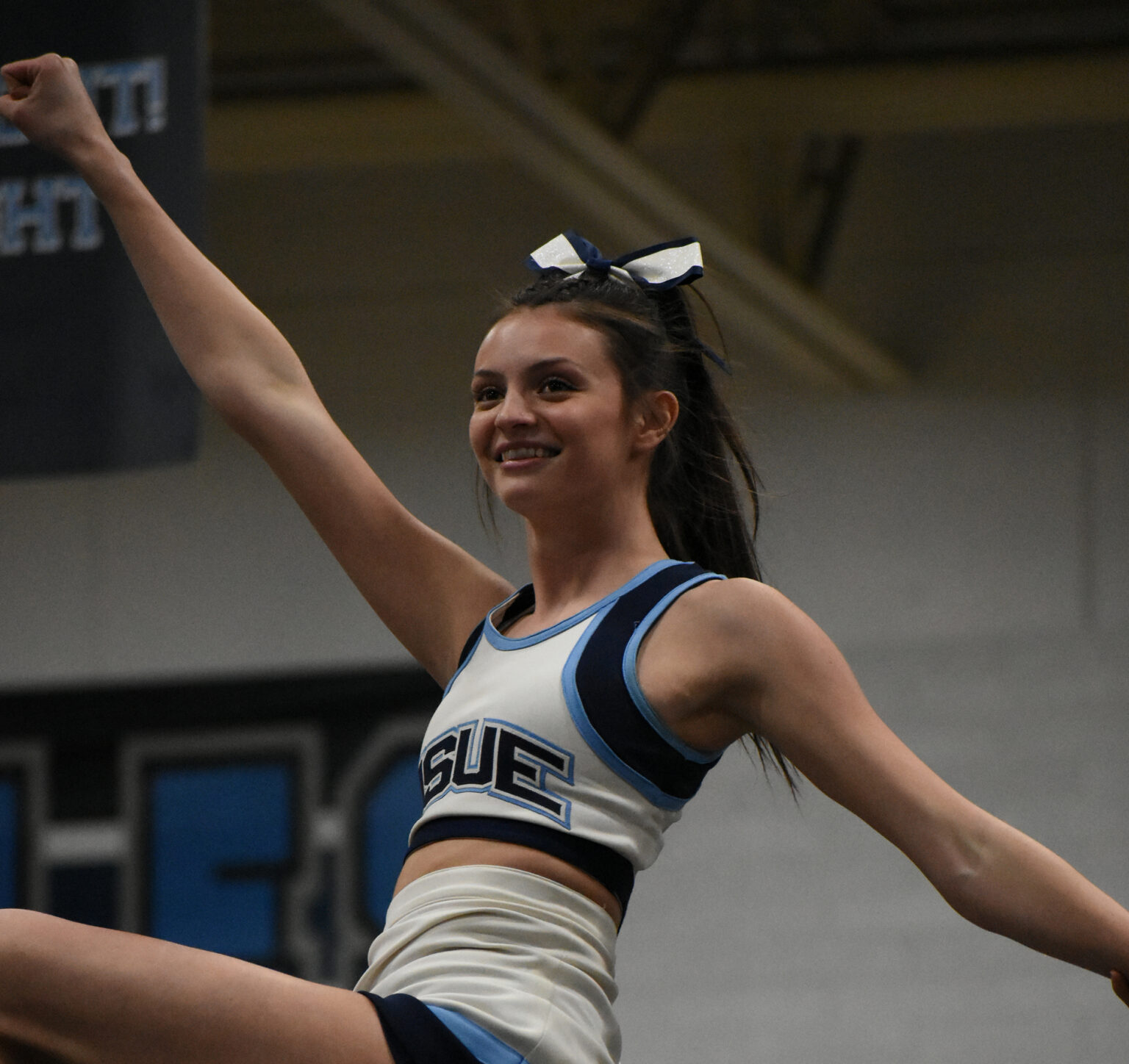 Cheer hosts showcase – USU Eastern Eagle