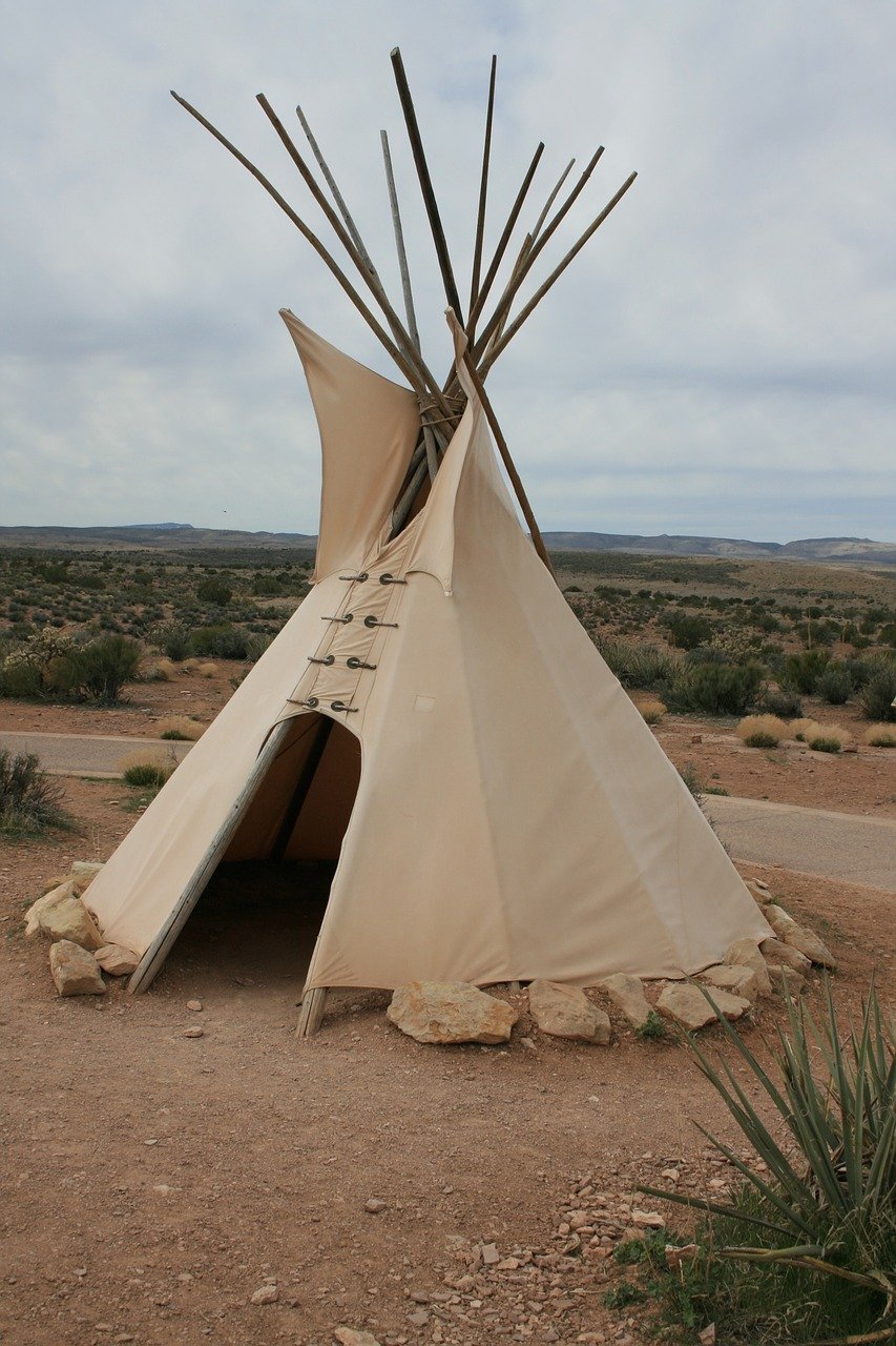tee-pee-780137_1280