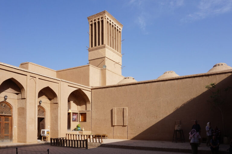 Alexanders_Prison_Yazd_02-1