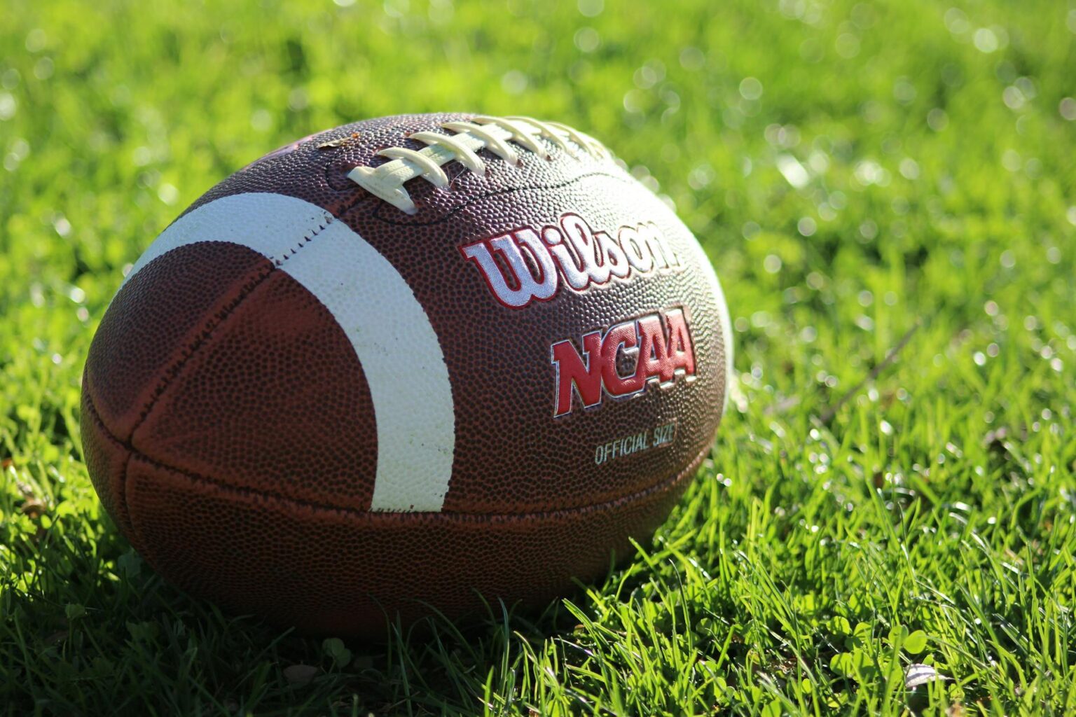 College football’s Heisman race is heating up